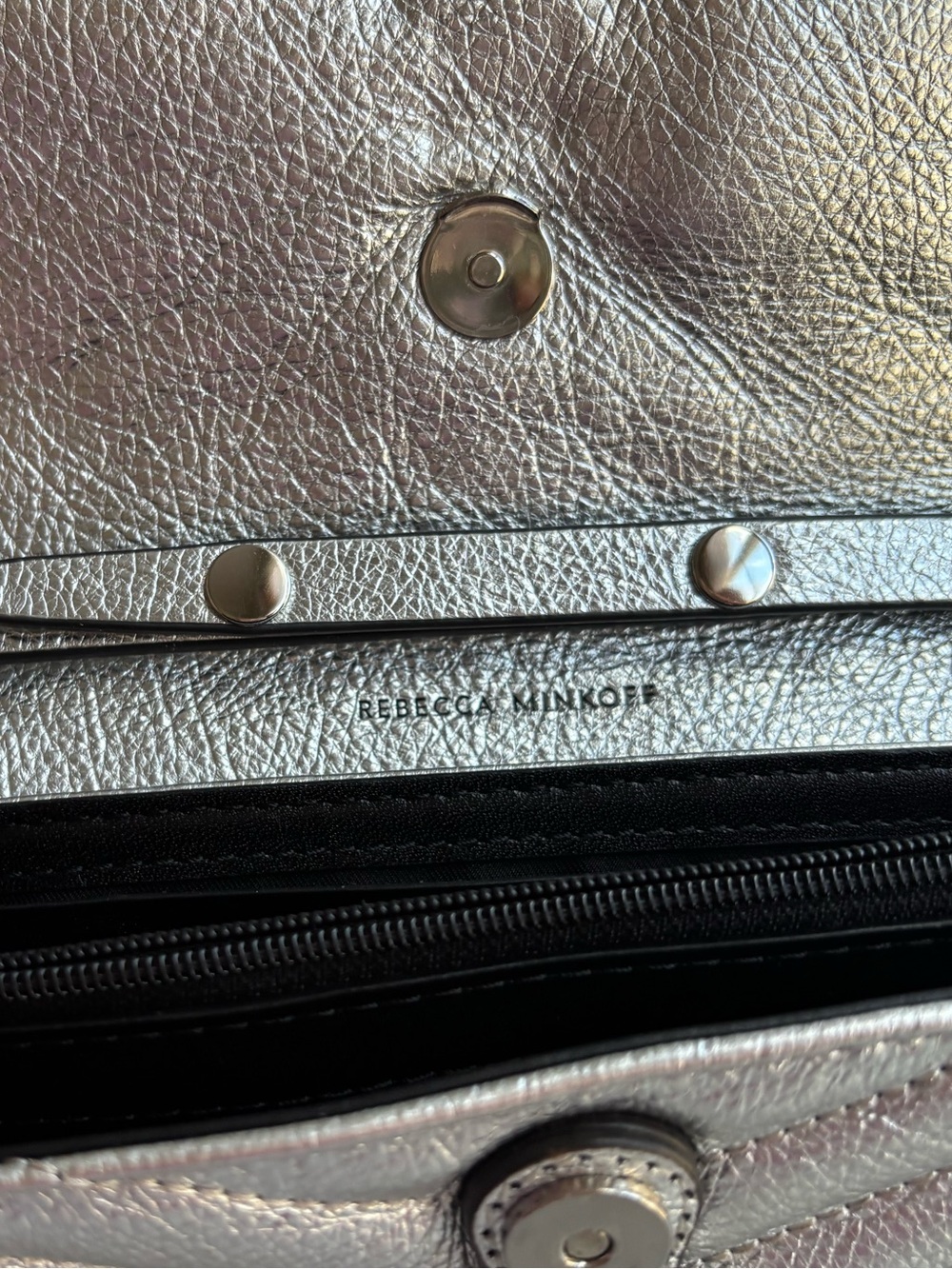 Rebecca Minkoff Silver Quilted Leather Crossbody Bag/Wallet on a Chain - Picture 6 of 16
